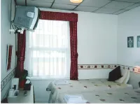 The Inglewood Hotel *Adults Only*