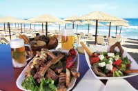 Dedalos Beach Hotel - parking