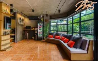Them5 Residence