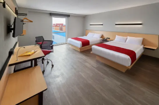 City Express by Marriott Ciudad de México Tlalnepantla 鄰近Pisha grande park的酒店