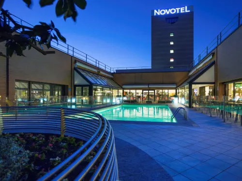 Novotel Milano Linate Aeroporto - Yüzme Havuzu