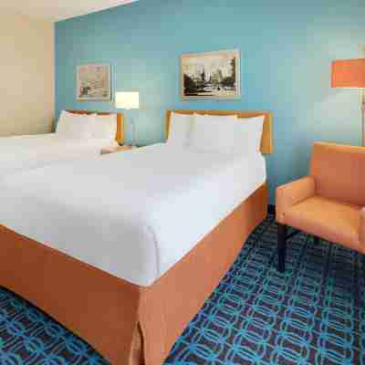 Fairfield Inn & Suites Austin-University Area Rooms