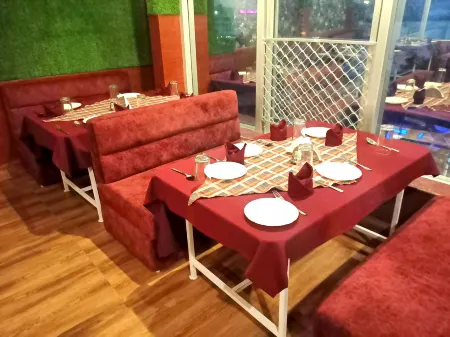 The Royal Bhumesh Отели рядом с достопримечательностью «Shree Mata Vaishno Devi»