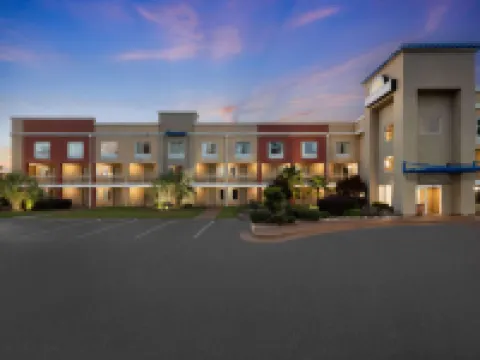 Days Inn by Wyndham Florence Near Civic Center Hotels in Florence