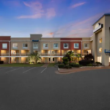 Days Inn by Wyndham Florence Near Civic Center