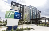 Holiday Inn Express & Suites Toronto Airport South Отели рядом с достопримечательностью «Ричвью сквер»