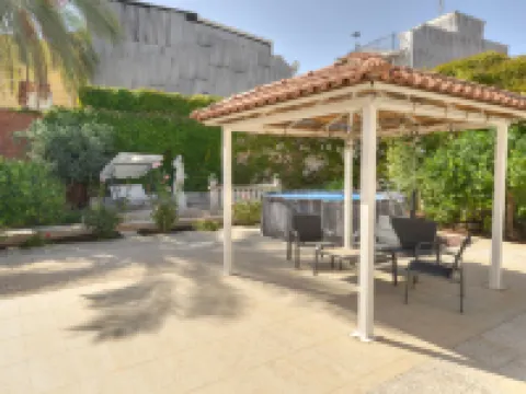 Giardino Delle Meraviglie Hotels in Floridia