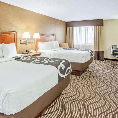 La Quinta Inn & Suites by Wyndham Minneapolis-Minnetonka Hotel dekat Orpheum Theatre Minneapolis