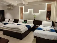 HOTEL ANAND PALACE Các khách sạn ở Shirdi