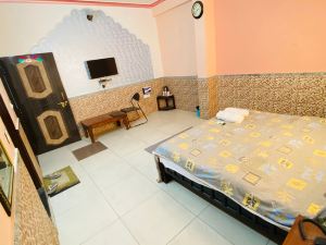 Moonlight Homestay & Hostel