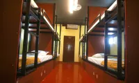 The Metro Pod Backpackers AC Hostel
