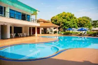 Bomah Hotel Limited - Pools