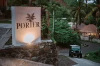 Porter Hotel - Surf & Yoga Retreat Hôtels à : Tumpak