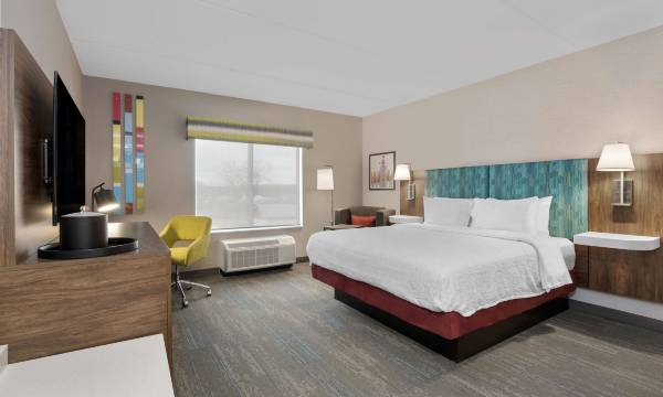 Hampton Inn by Hilton Cornwall