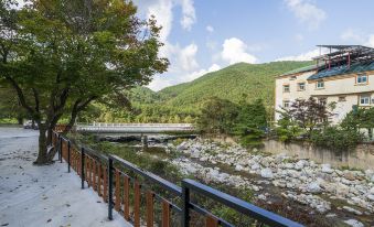 Sokcho Seoraksan Youth Hostel