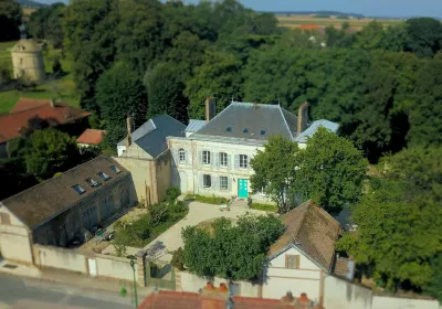 Yxie - Manoir des Arts Hotels in Gravon