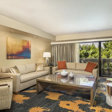 Hilton Phoenix Resort at the Peak