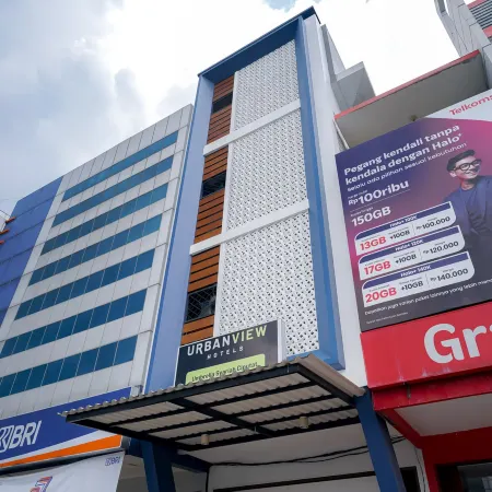 Urbanview Hotel Syariah de Umbrella Ciputat
