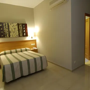 Hotel Goya Hotels near Catedral de Sevilla