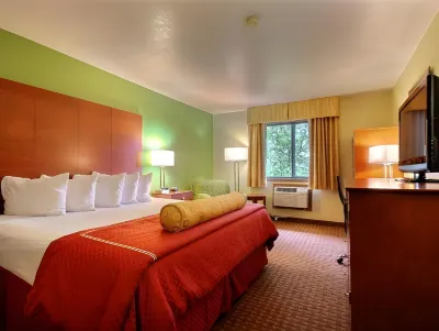 Best Western Plus Altoona Inn Hotels in Altoona