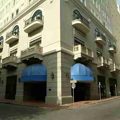 Courtyard New Orleans French Quarter/Iberville Hotel Exterior