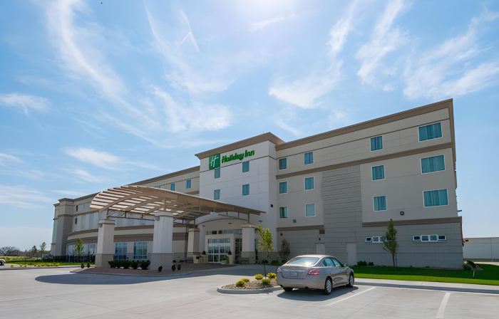 Holiday Inn SALINA by IHG