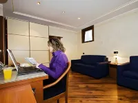 Hotel Aurora Wellness & Spa Hotels in Tivoli