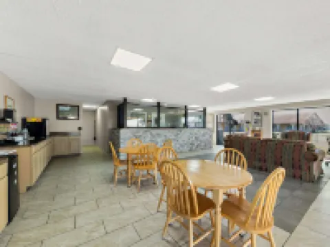 Americas Best Value Inn Bonham Hotels in Bonham