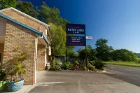 Sunshine Coast Motor Lodge Hotels near NAMBOUR RAILWAY STATION