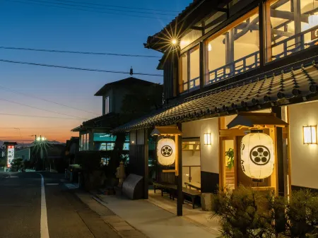 Takayanagi-Ryokan Отели рядом с достопримечательностью «Якури-дзи»