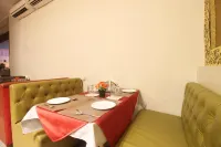 Hotel Redwings Castle Hotels near Sahyadri Datta Ashram