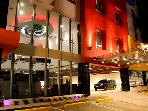 Hotel Las Cascadas - 3つ星