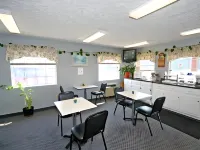 Surry Inn - Dobson