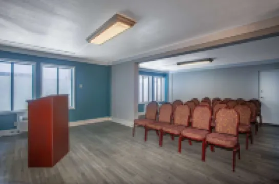 Days Inn by Wyndham Mobile I-65