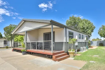 BIG4 Mildura Getaway Holiday Park Hotels in Irymple
