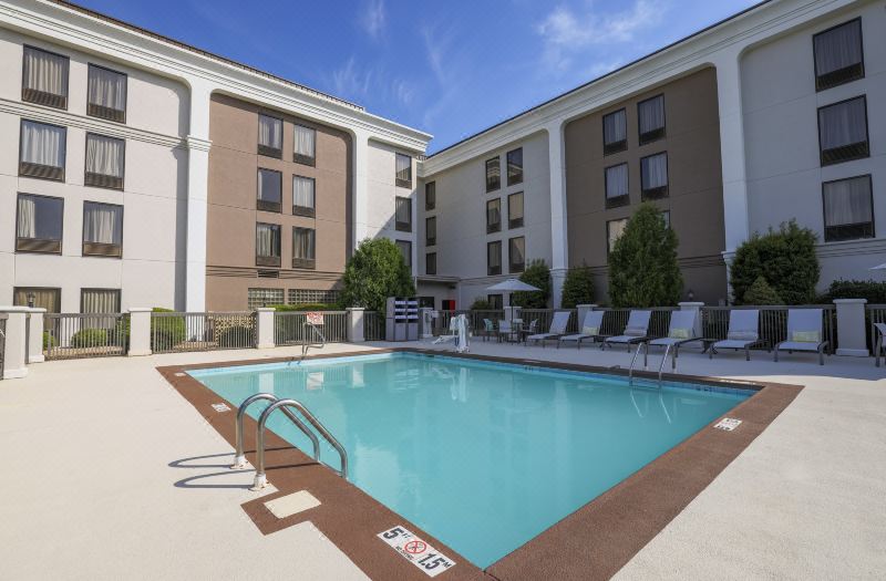 Holiday Inn Express Burlington by IHG photo 2