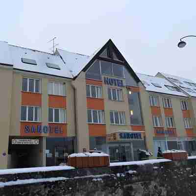 Brit Hotel Confort Gien Hotel Exterior