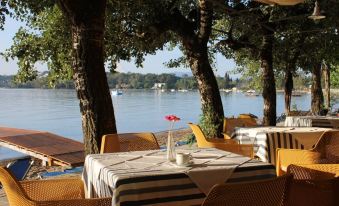 Dassia Beach Hotel