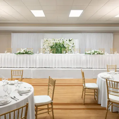 Four Points by Sheraton Edmonton South