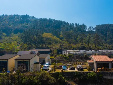 Jeju Love Heart Pension Отели рядом с достопримечательностью «Aewol Coast Road»