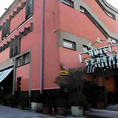 Hotel Sereno Hotel Exterior