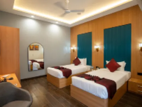 Pravasa Stay Near Luv Kush Square