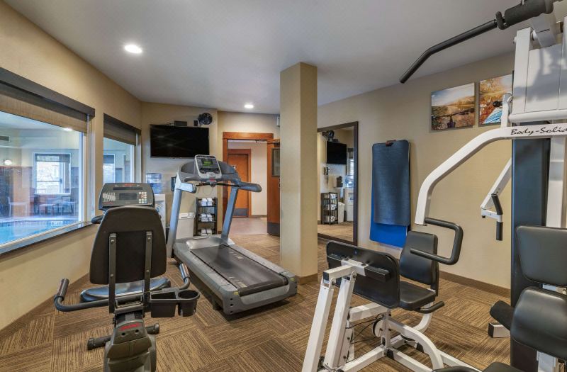 Comfort Inn & Suites photo 3