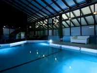 Sandman Signature Calgary Downtown Hotel - Pools