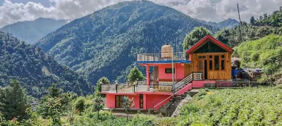 Snow and field view Homestay Hotels in 