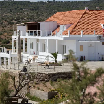 Poseidon Apartments and Villas by the Sea Hotels near Lavrio Port