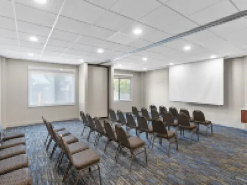 科拉爾維爾智選假日套房酒店 科拉爾維爾酒店