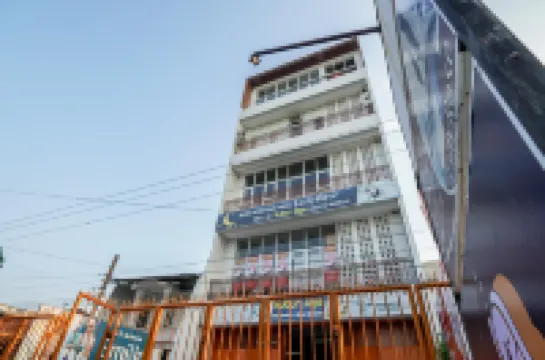 LOFINN Guesthouse Hotel di Mranggen