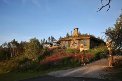 Hulder- og Trollparken Hoteles cerca de Senja