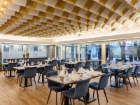 Eurostars Uhotel Hotels in Center District